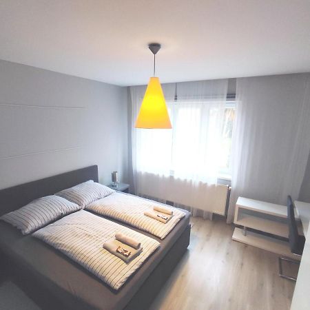 Alisa Apartments Kostomlaty nad Labem Экстерьер фото